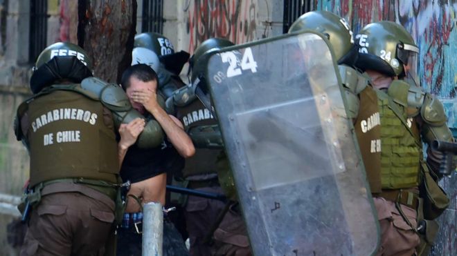 شیلی سرکوب کنندگان معترضان را محاکمه می کند