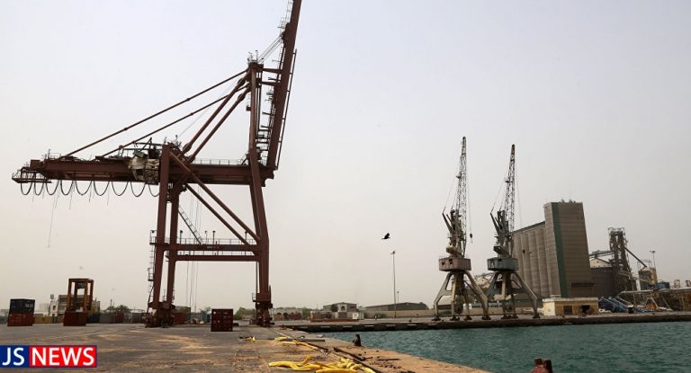 توقیف یک کشتی ایرانی با محموله موشک در آبهای یمن
