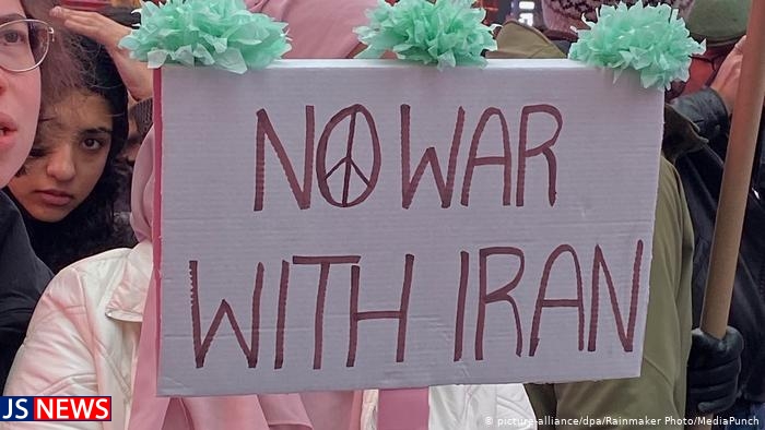 تظاهرات در بریتانیا، آلمان و آمریکا علیه جنگ احتمالی با ایران