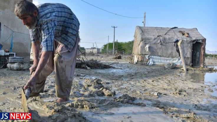 سیل‌زدگان سیستان و بلوچستان به آب آشامیدنی سالم نیاز دارند