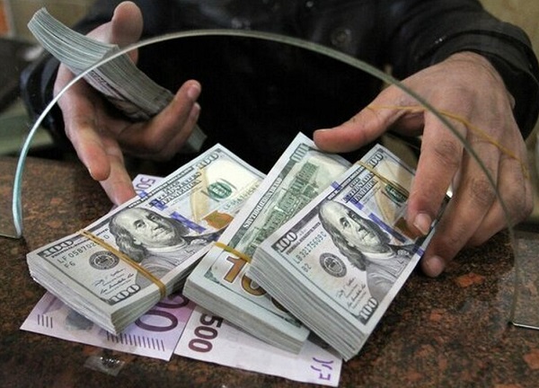 ارز - بانک مرکزی دیگر با کارت ملی ارز نمی فروشد