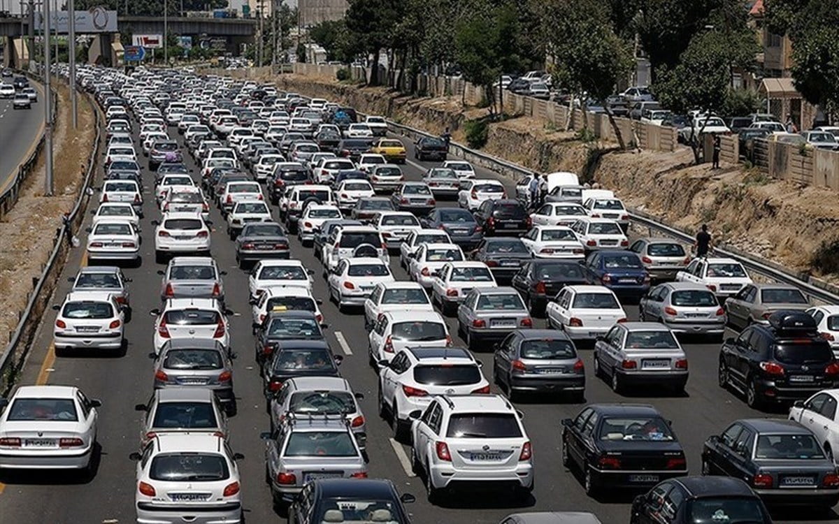 ترافیک جاده های برون شهری در آستانه نوروز ۱۴۰۲