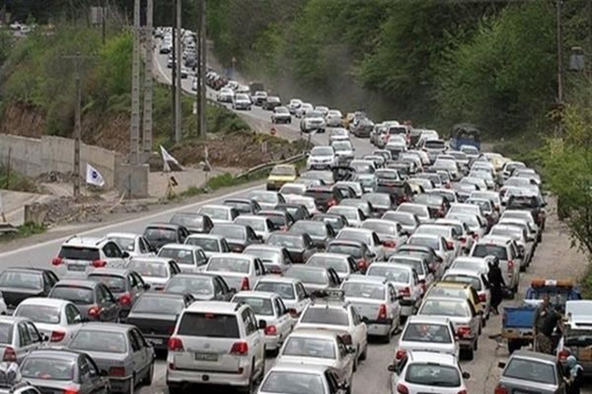 مسیرهای شمال به تهران دارای ترافیک سنگین است