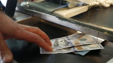 تداوم ریزش قیمت دلار در مرکز مبادله