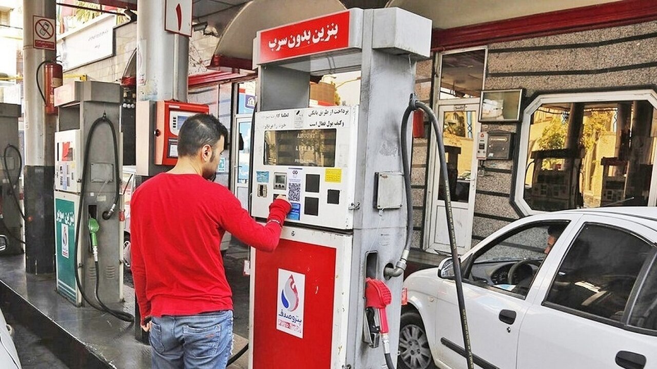 وضعیت پمپ بنزین های تهران عادی شد