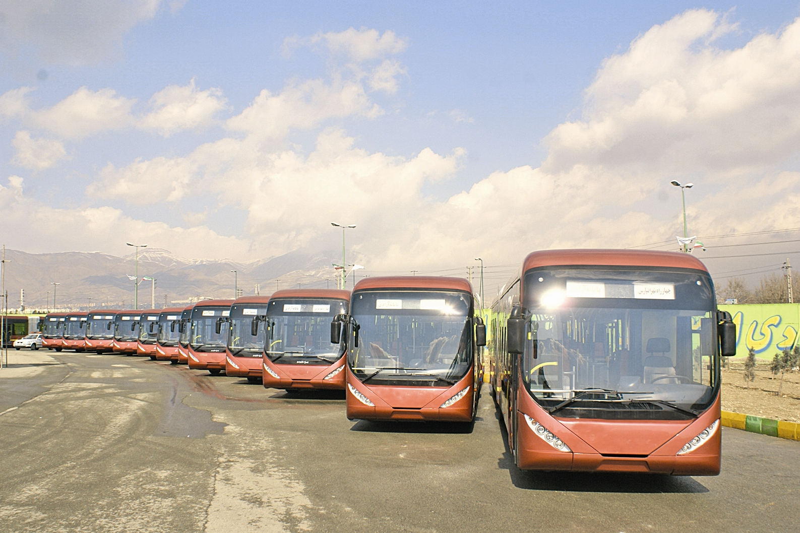 آمادگی شرکت واحد اتوبوسرانی تهران برای بازگشایی مدارس