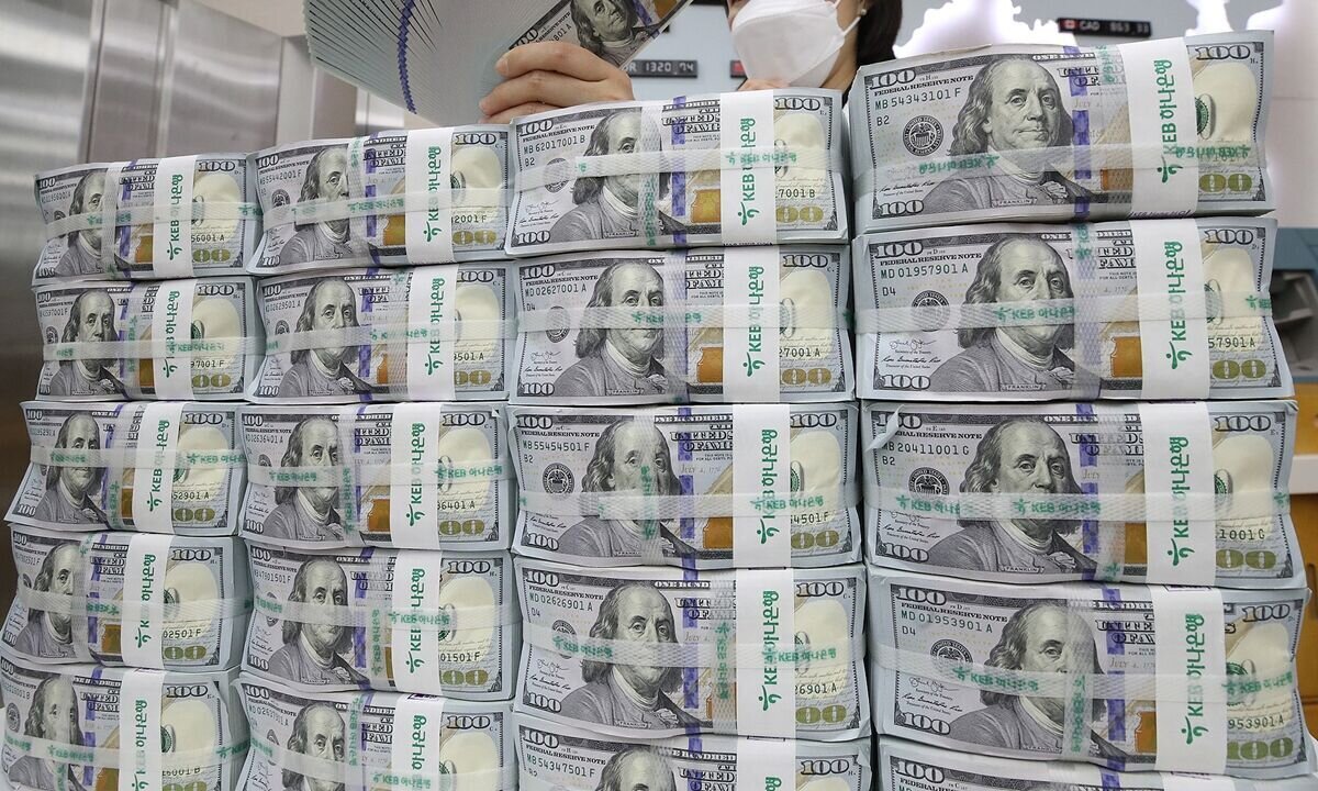 شروع عملیات بانکی به منظور استفاده از منابع ارزی آزاد شده ایران