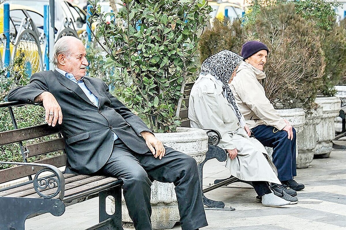سن بازنشستگی در ایران به ۵۲ سال رسیده‌است