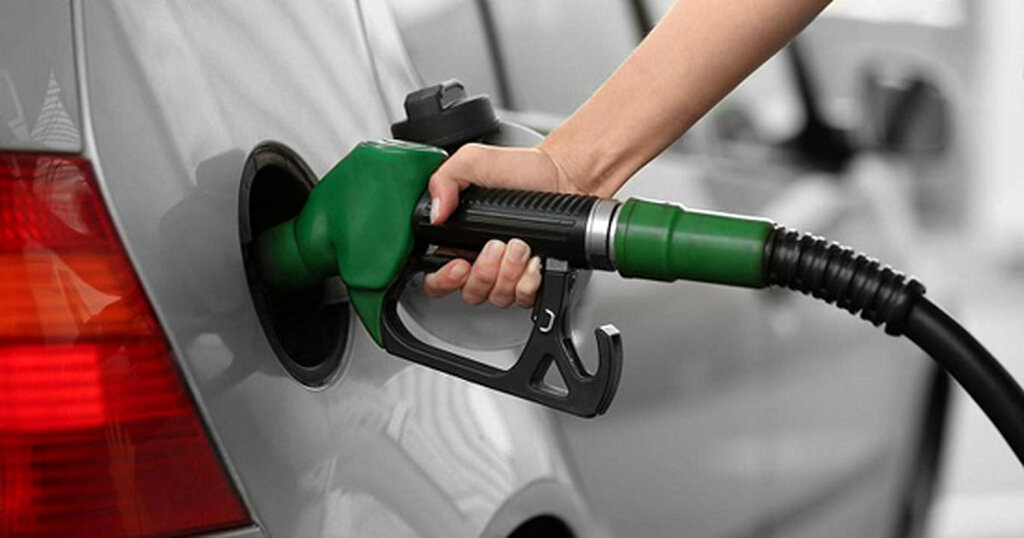 جدیدترین تصمیم مجلس برای قیمت بنزین