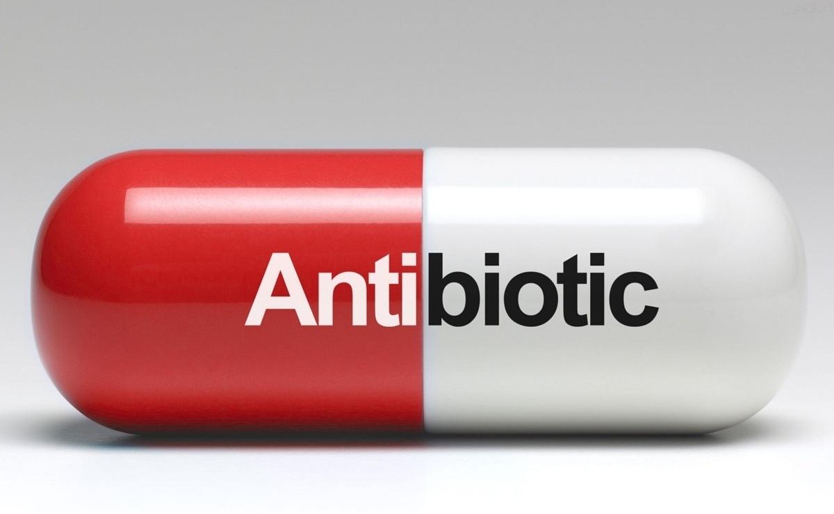 تبعات مصرف خودسرانه آنتی بیوتیک را بخوانید