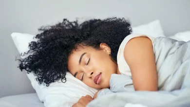 خواب روزانه مفید است یا مضر؟