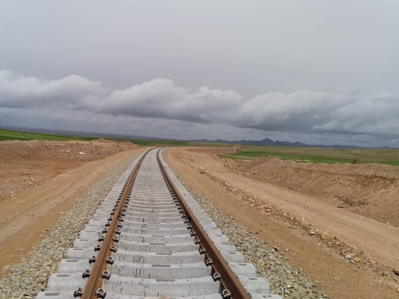 راه آهن همدان سسندج پس از 18 سال افتتاح شد