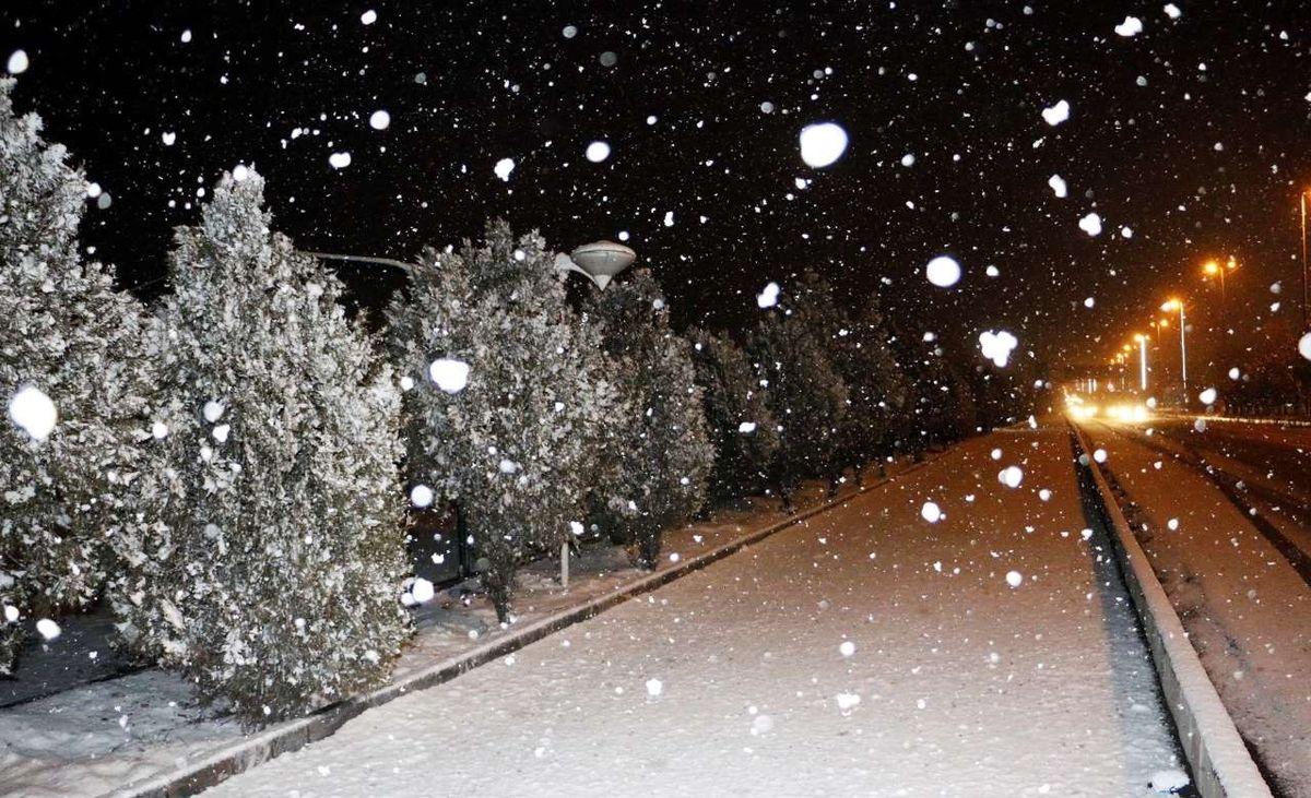 پیش بینی بارش پراکنده باران و برف در مازندران