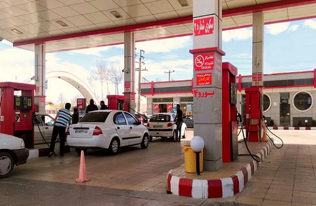 سوخت‌رسانی در برخی پمپ بنزین‌های تهران مختل شد