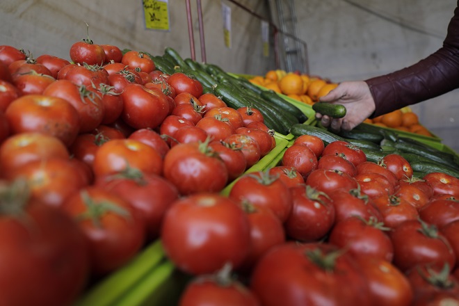 قیمت گوجه در میدان میوه و تره بار چند؟