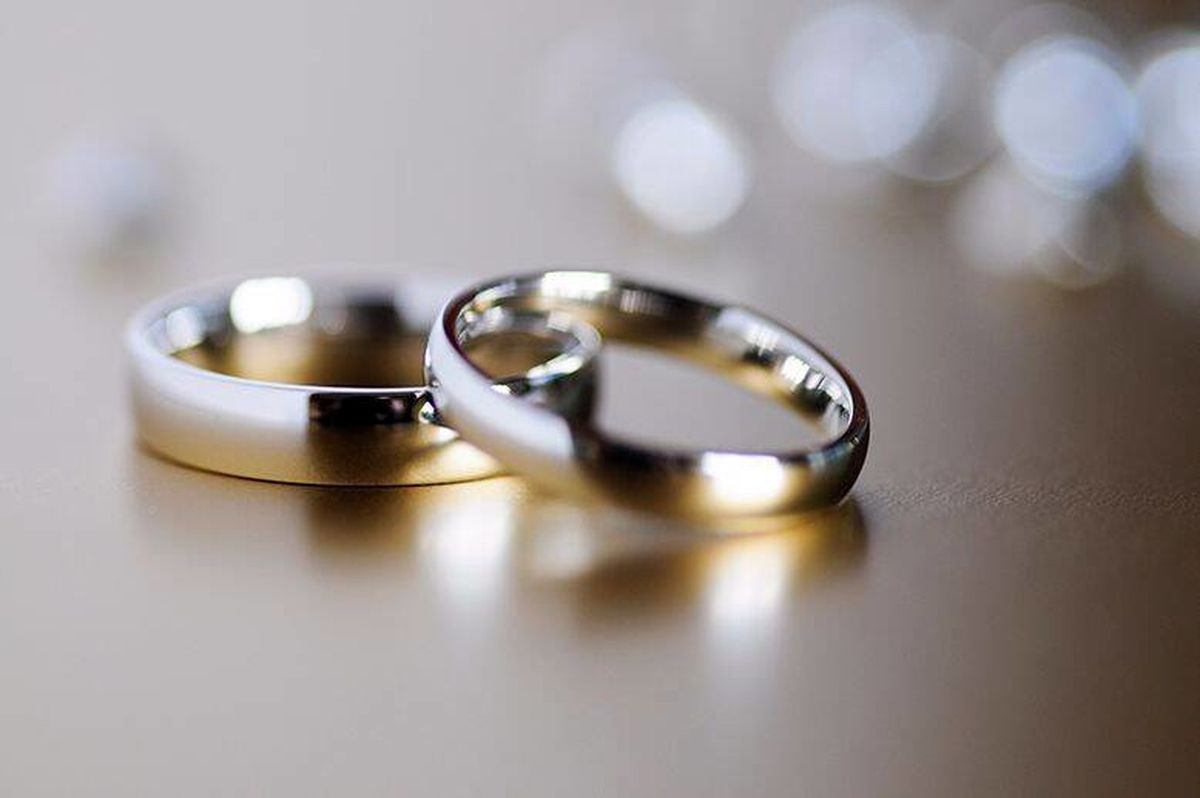 برخی بانک ها برای ارائه وام ازدواج بهانه میگیرند