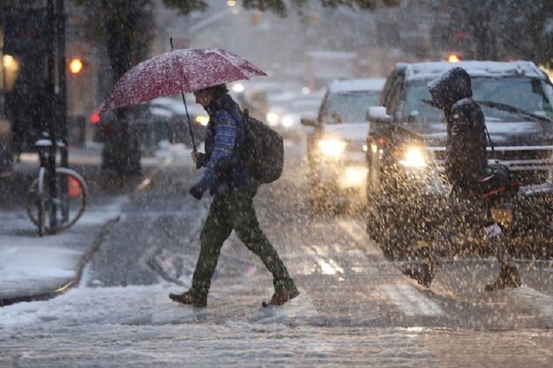 بارش برف و باران و کاهش دما در تهران