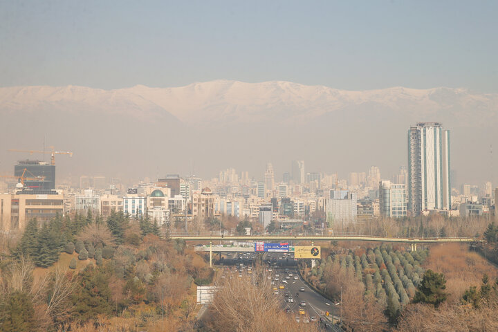 کیفیت هوای تهران در این ۱۰ منطقه قرمز شد