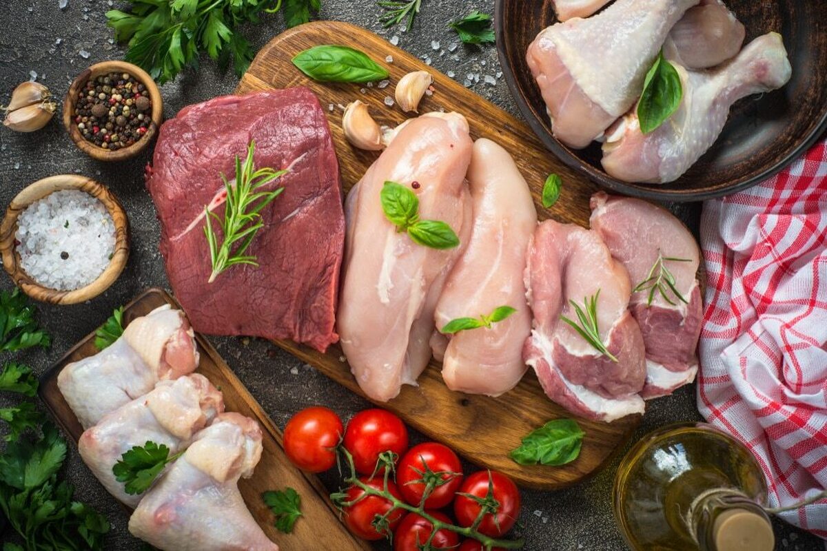 وضعیت بازار گوشت و مرغ در کمیسیون کشاورزی بررسی شد
