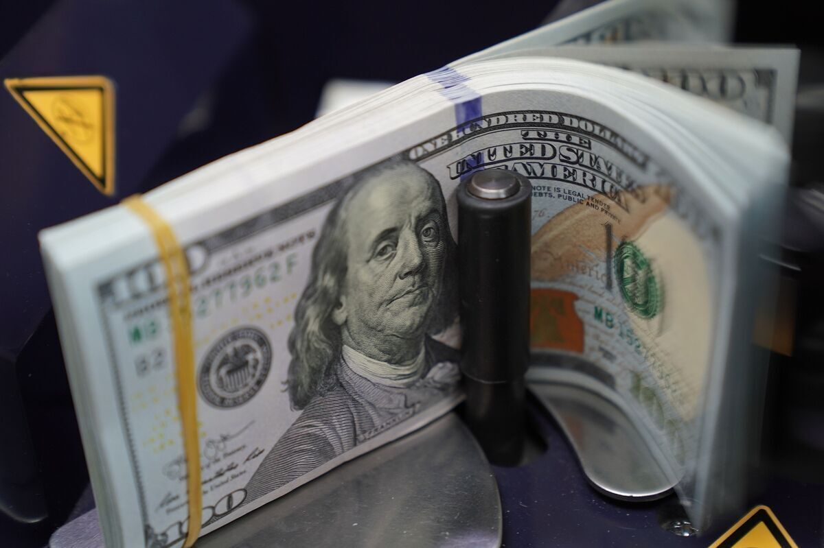 ثبات قیمت‌ دلار مبادله‌ای در کانال ۴۲ هزار تومان