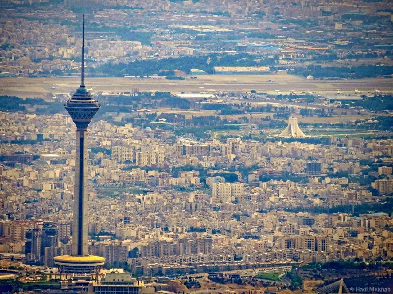 هوای تهران قابل قبول است