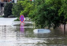 سیلاب مسیرهای اصلی در مشهد را مسدود کرد