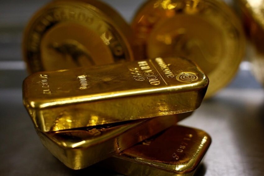 قیمت سکه و طلا بر سر دو راهی / بازار آماده رکورد شکنی می‌شود؟