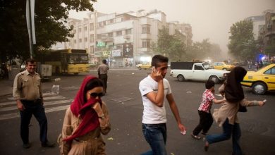 آسمان تهران وزش باد گردو خاک