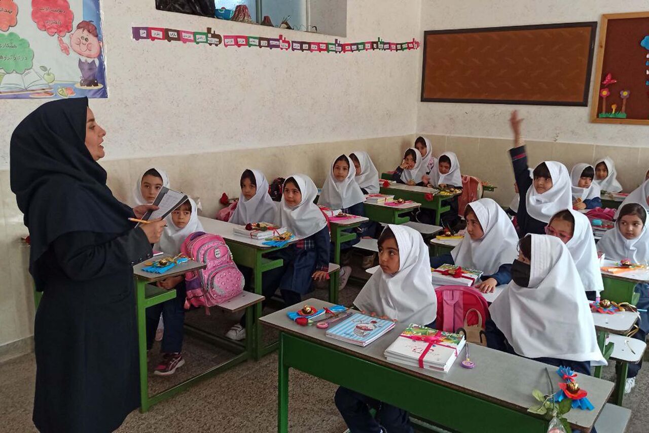 معلمان برگزیده