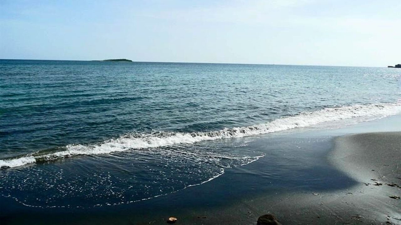 کاهش سطح آب دریای خزر