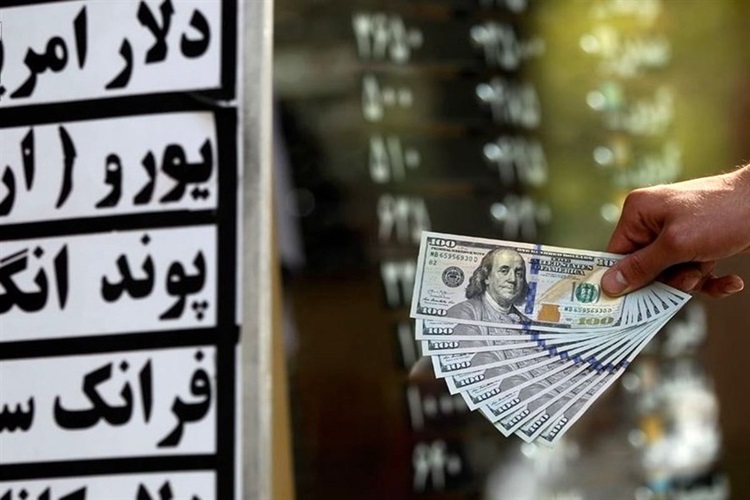 کاهش قیمت دلار