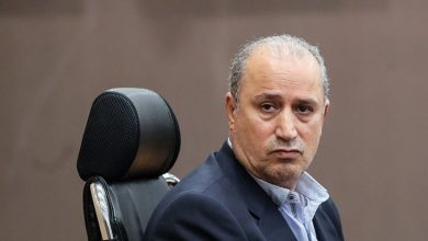انتقاد صریح تاج از داوری‌ها