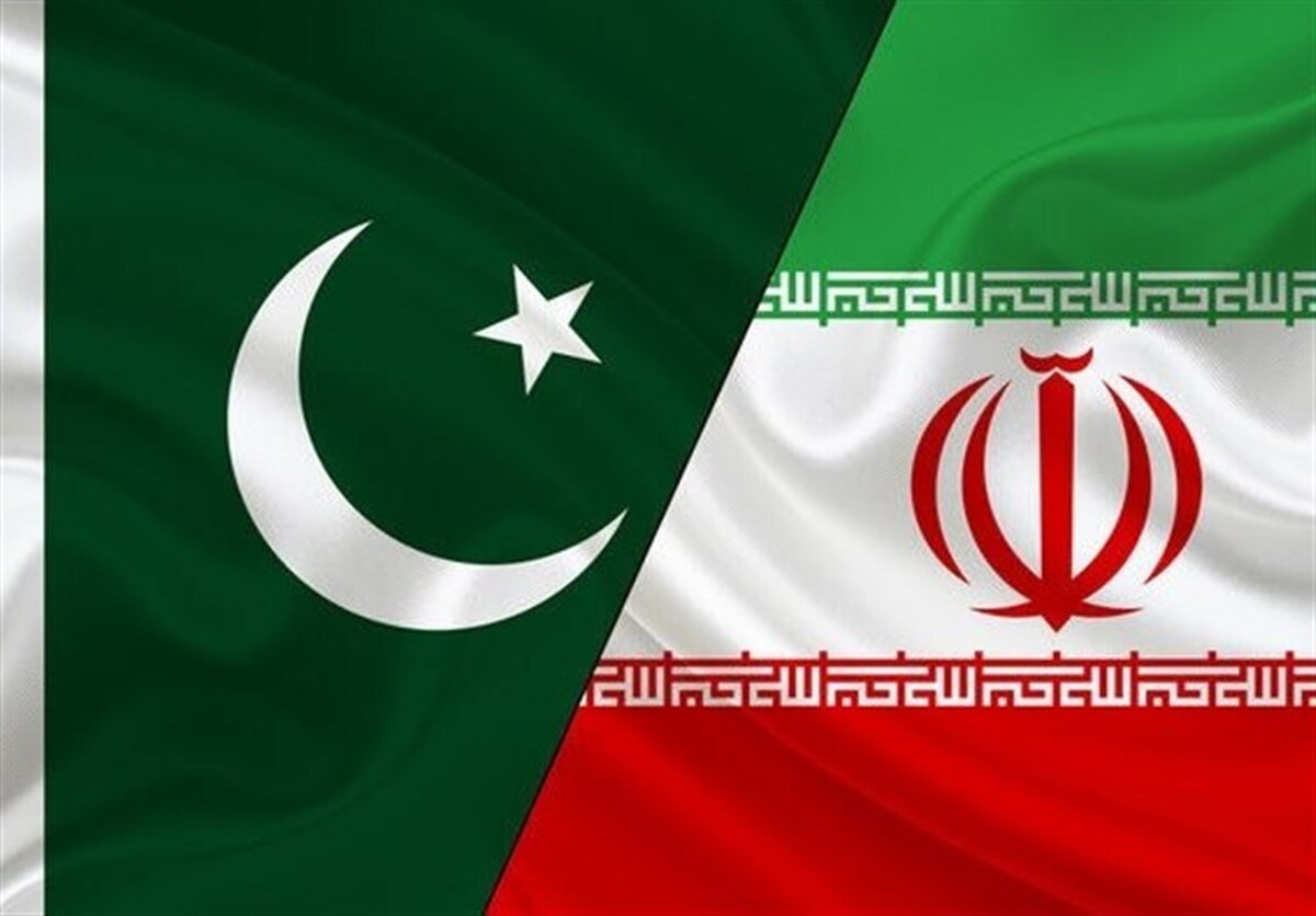 در کنار ایران