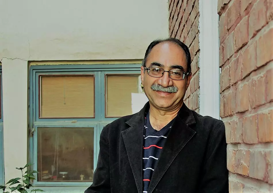 سیامک زند رضوی اخراج افغانی