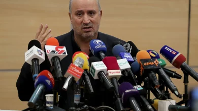 لیگ تعطیل نمی‌شود