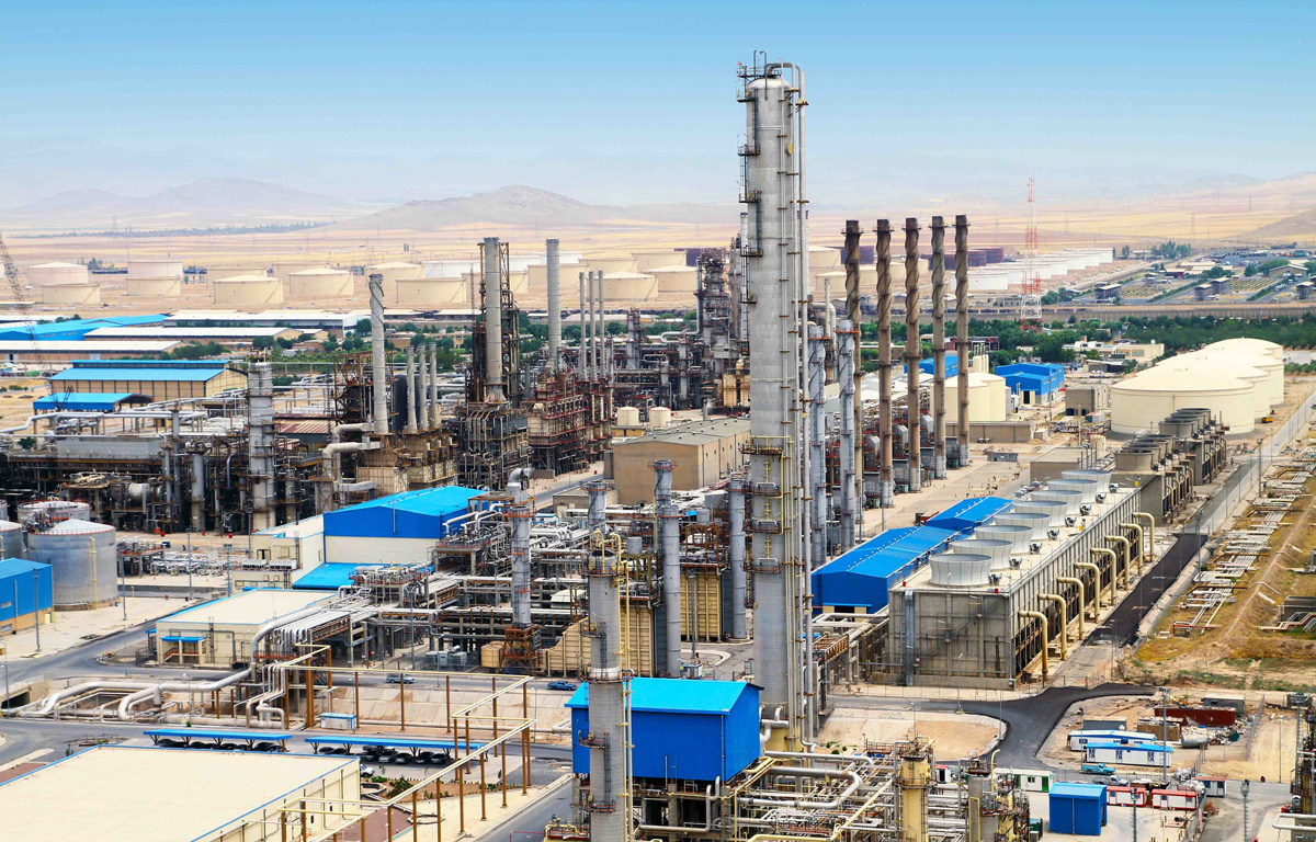 جهش تاریخی تولید نفت و گاز در نخستین سال دولت چهاردهم