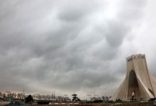 آسمان تهران نیمه ابری همراه با وزش باد