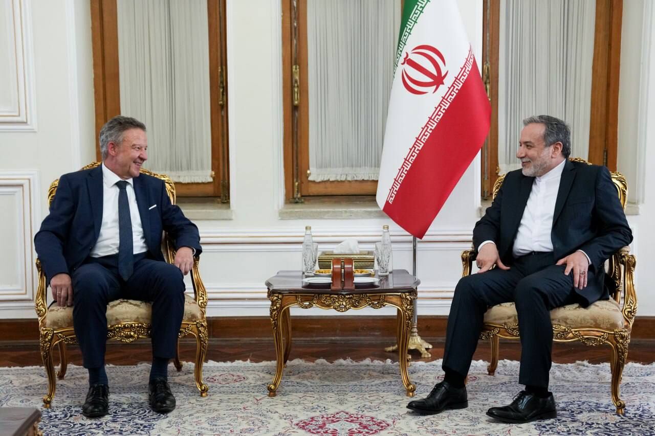 دیدار پایانی سفیر آلمان عراقچی