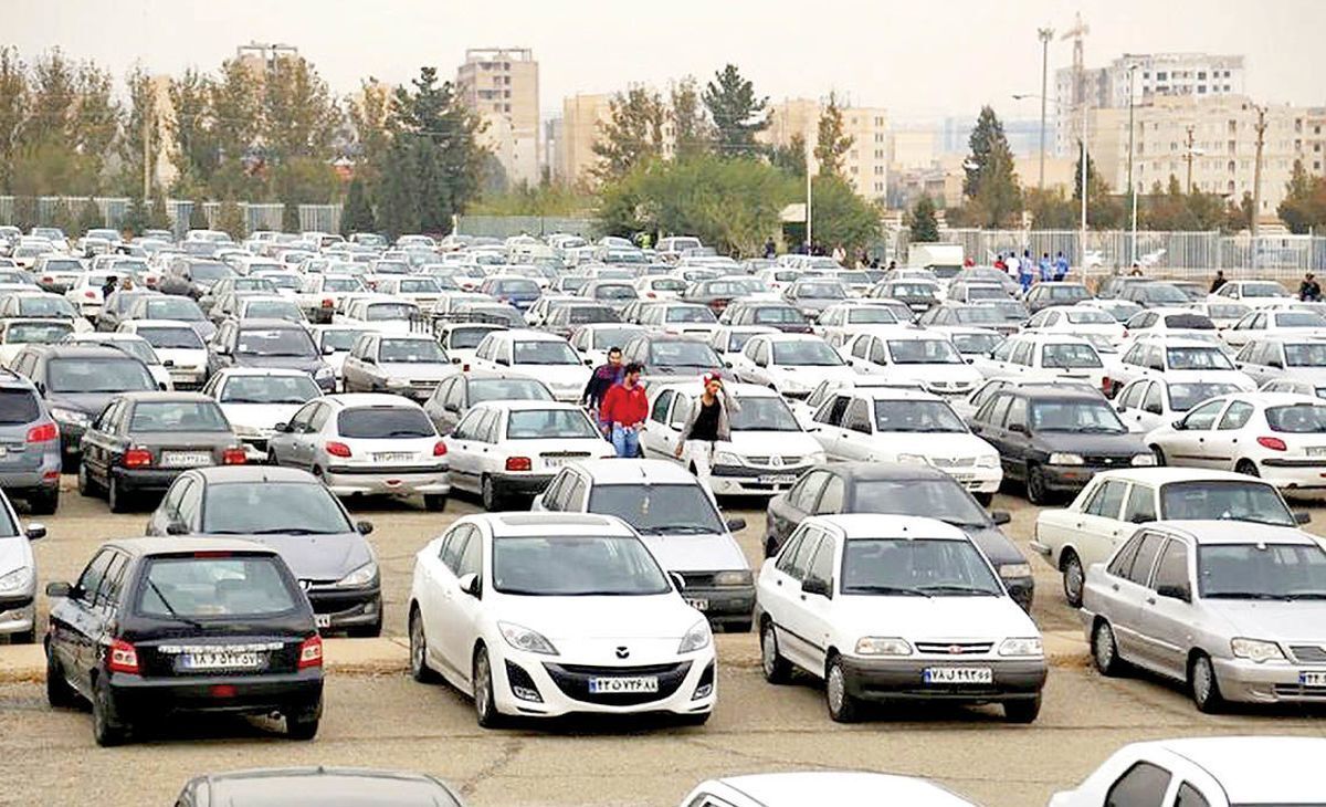 سایه سنگین رکود بر بازار خودرو