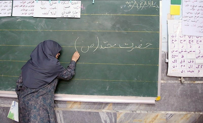 سن استخدام معلمان