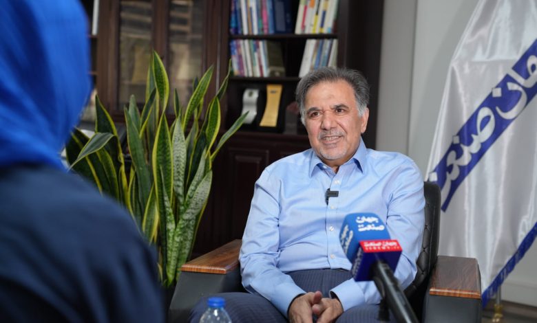 عباس آخوندی