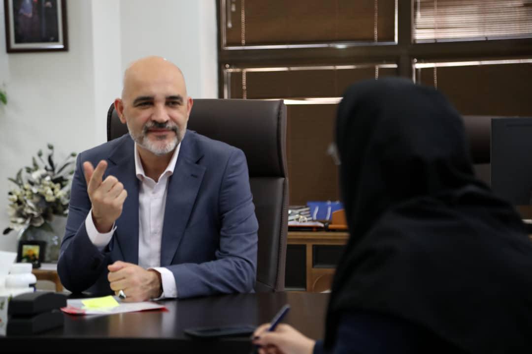علیرضا عظیمی‌پور