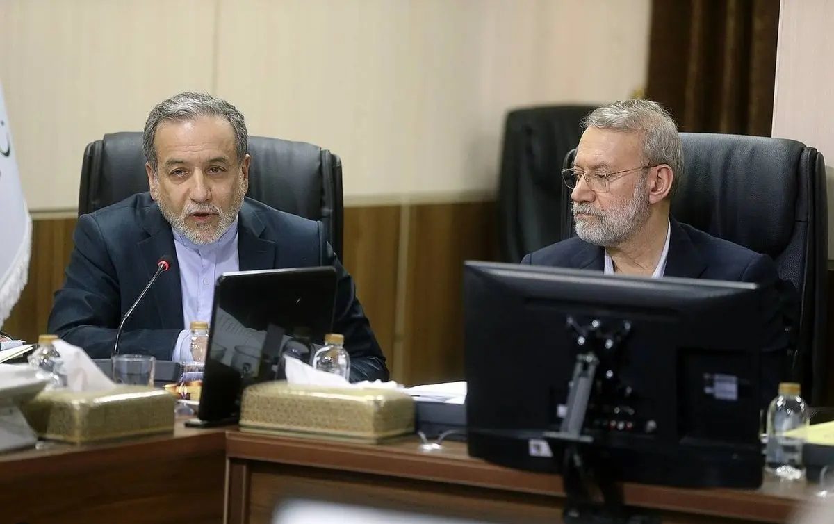 لاریجانی عراقچی