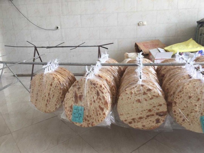 نان خشک گران