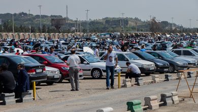 نوسان قیمت دلار تحریم‌ها رکود بازار خودرو