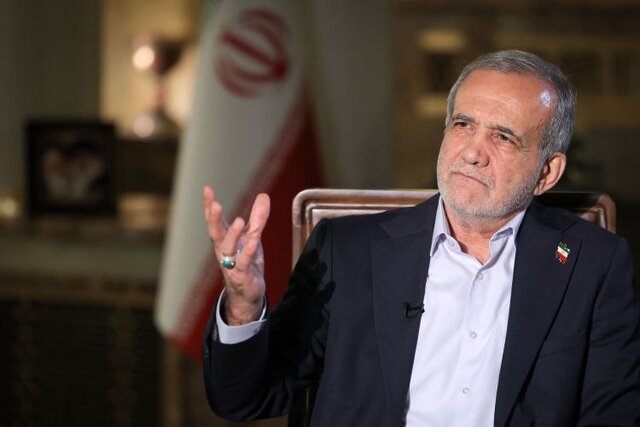پزشکیان پاسخگوی فعالان سیاسی