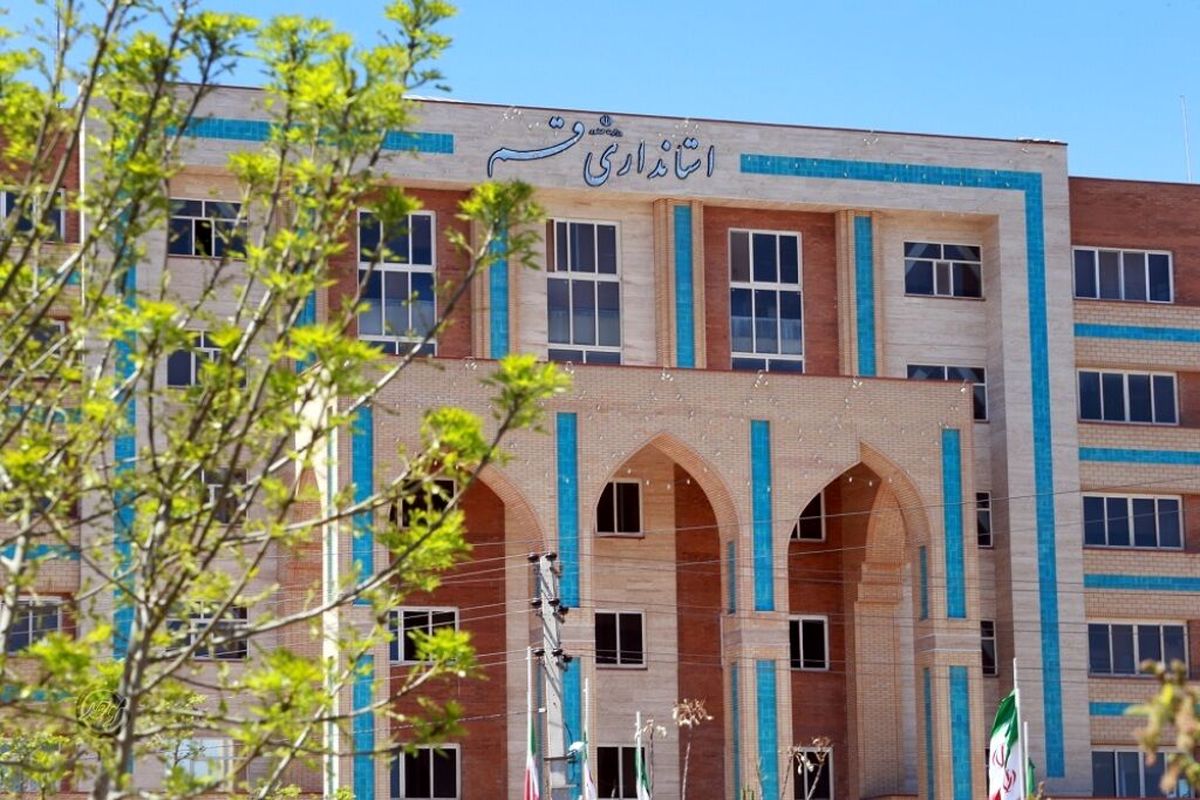 ساعت کاری ادارات تا پایان سال تمدید شد ؛ پنجشنبهها همچنان تعطیل