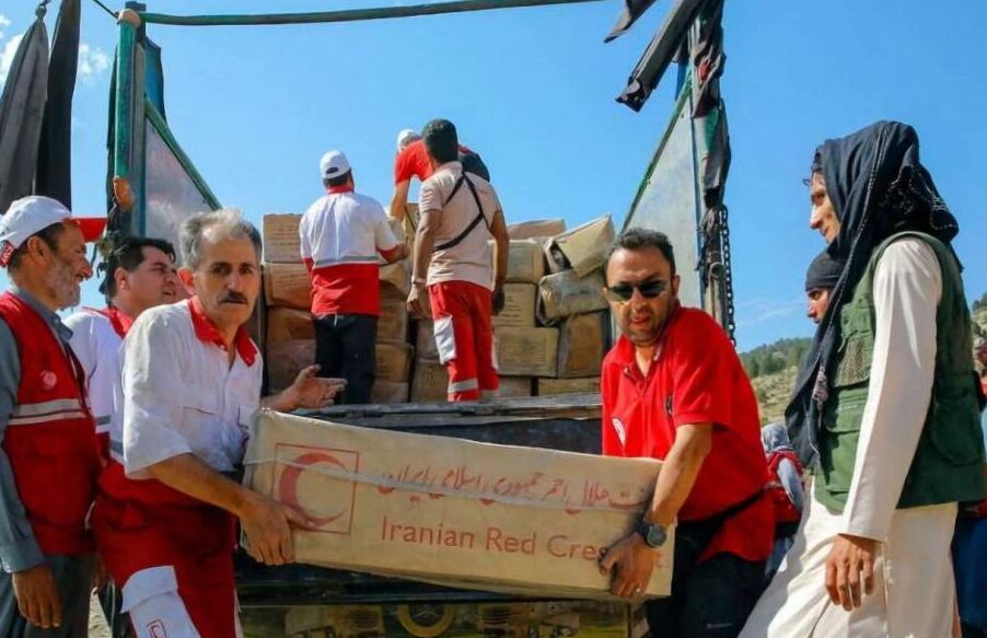 ارسال کمک_های بشردوستانه ایران به زلزله_زدگان افغانستان