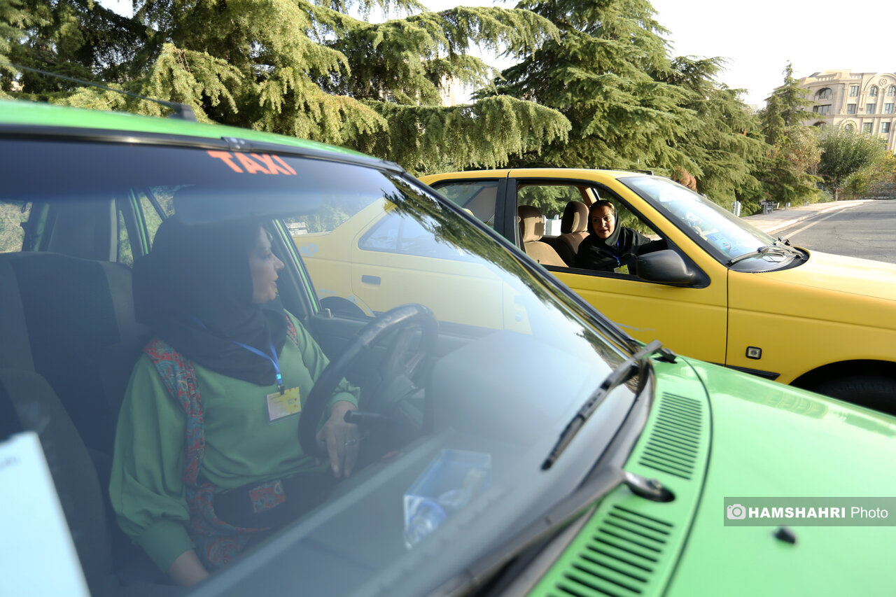 بانوی تاکسیران