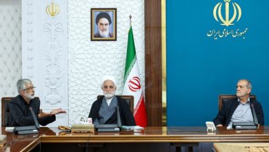 جلسه شورای عالی انقلاب